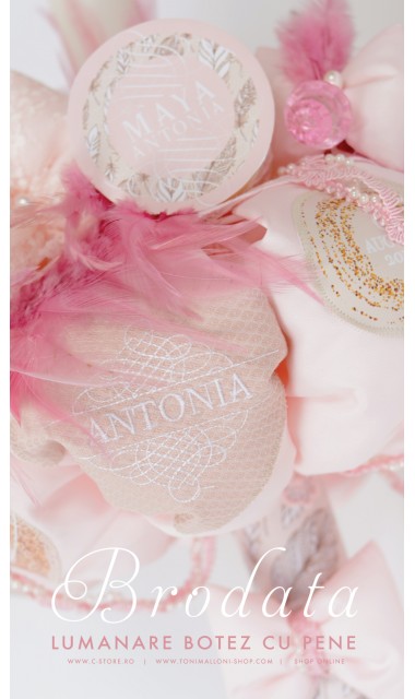 Lumanare de botez fetite cu broderie personalizata, 45x4cm, Inaripata 8